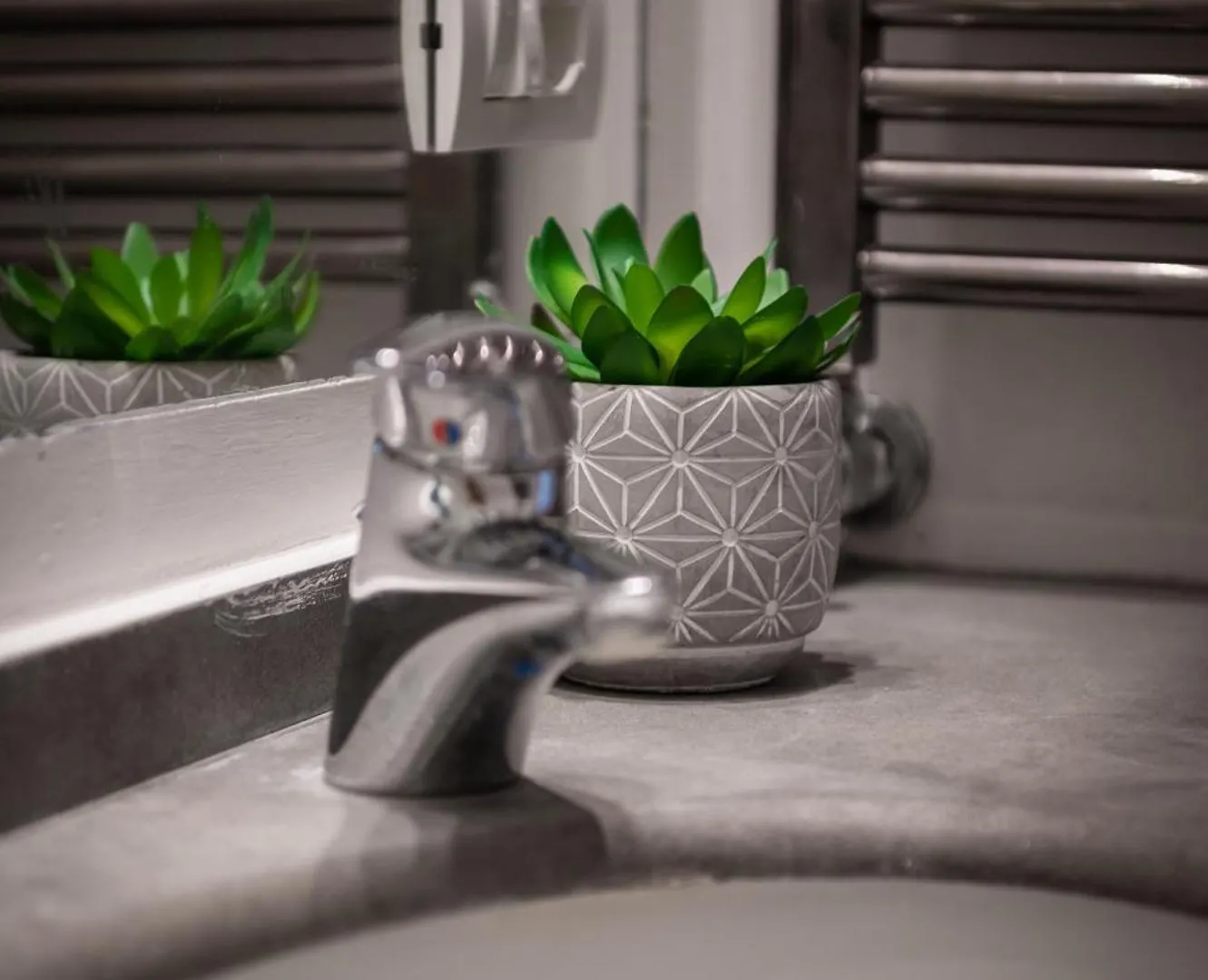 Via Custodi Nest - Chic & Cosy Apartment Milan